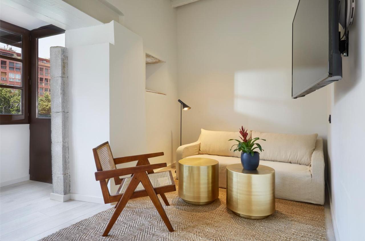 Canvas Apartments & Lofts Girona Zewnętrze zdjęcie