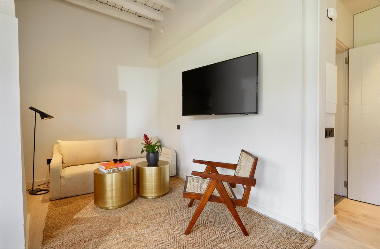 Canvas Apartments & Lofts Girona Zewnętrze zdjęcie