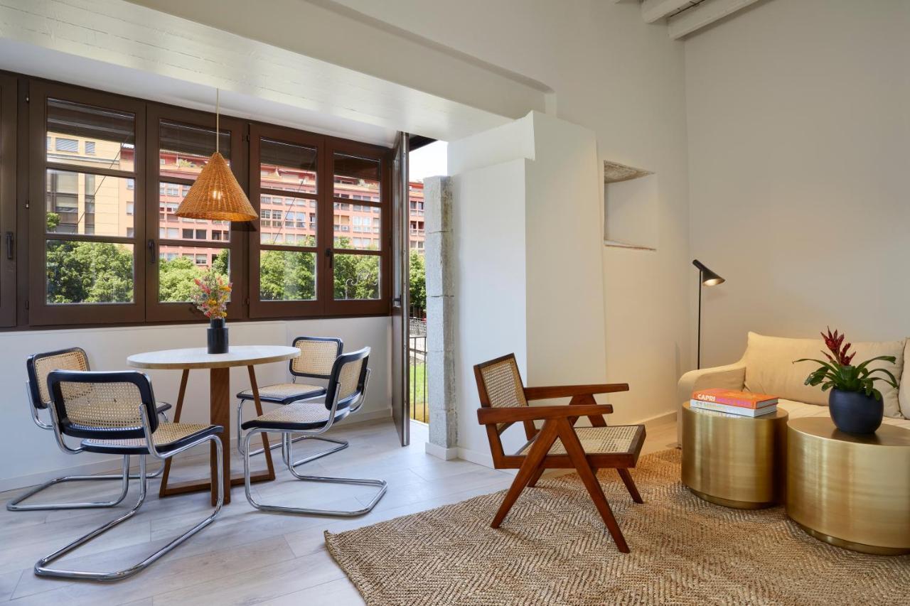 Canvas Apartments & Lofts Girona Zewnętrze zdjęcie